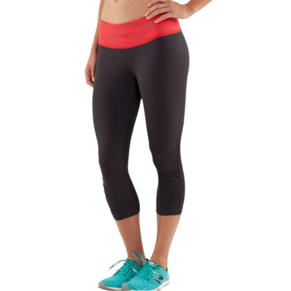 Lululemon Women’s 6 Black Run: For Your Life Crop Power Luxtreme Circle Mesh